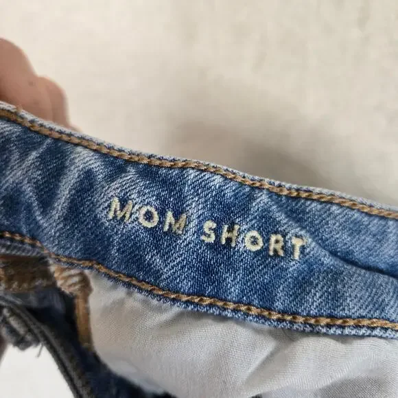 American Eagle 2 Piece Jeans Mom Shorts size 000 Distressed Womens 0690 - Picture 12 of 16